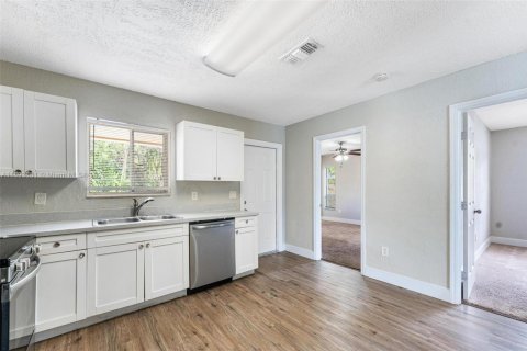 House in Boca Raton, Florida 3 bedrooms, 102.75 sq.m. № 1945951 - photo 7