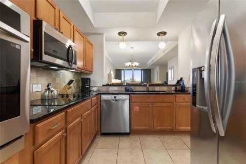Condo in Palm Coast, Florida, 2 bedrooms  № 2224355 - photo 30