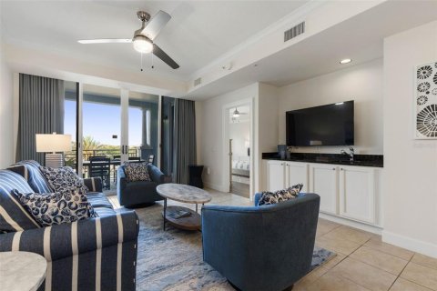 Condo in Palm Coast, Florida, 2 bedrooms  № 2224355 - photo 13