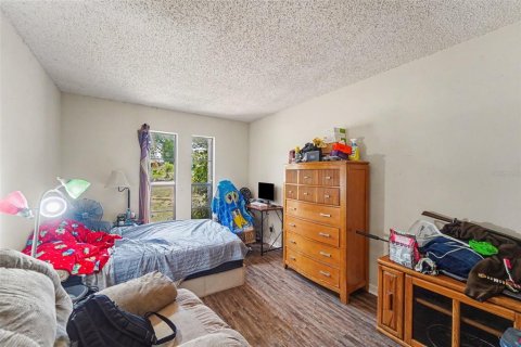 Villa ou maison à vendre à Weeki Wachee, Floride: 3 chambres, 214.42 m2 № 2219882 - photo 4