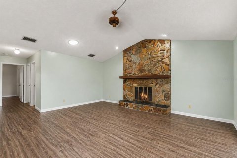 Villa ou maison à vendre à Weeki Wachee, Floride: 3 chambres, 214.42 m2 № 2219882 - photo 7