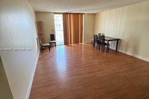 Condominio en alquiler en Hallandale Beach, Florida, 2 dormitorios, 101.45 m2 № 2010024 - foto 3