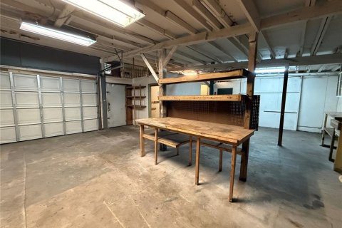 Immobilier commercial à louer à Gainesville, Floride: 120.77 m2 № 2430864 - photo 15