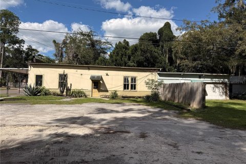 Immobilier commercial à louer à Gainesville, Floride: 120.77 m2 № 2430864 - photo 3