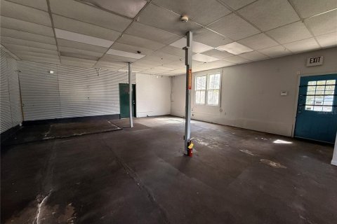 Immobilier commercial à louer à Gainesville, Floride: 120.77 m2 № 2430864 - photo 7