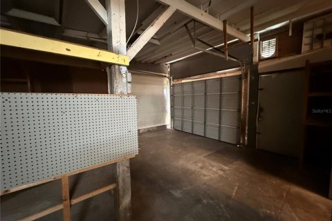 Immobilier commercial à louer à Gainesville, Floride: 120.77 m2 № 2430864 - photo 14