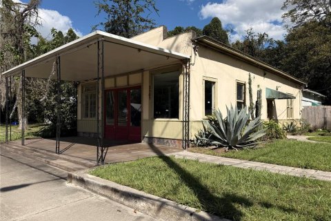 Immobilier commercial à louer à Gainesville, Floride: 120.77 m2 № 2430864 - photo 2