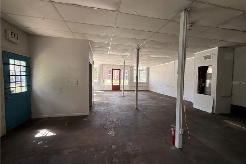 Immobilier commercial à louer à Gainesville, Floride: 120.77 m2 № 2430864 - photo 11