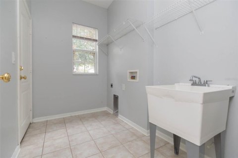 Villa ou maison à louer à Land O' Lakes, Floride: 3 chambres, 156.26 m2 № 1736594 - photo 17