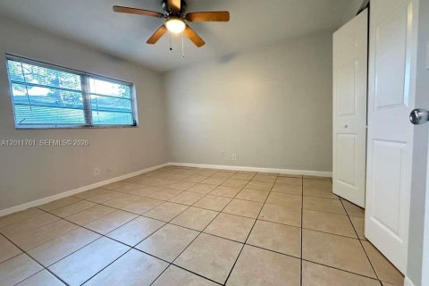 Condo in Lake Worth, Florida, 1 bedroom  № 2075412 - photo 19