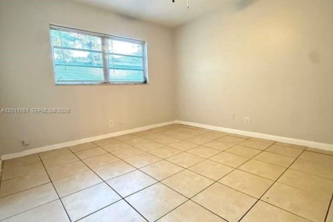 Condo in Lake Worth, Florida, 1 bedroom  № 2075412 - photo 22