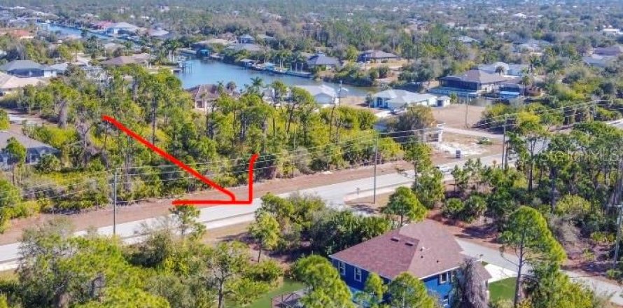 Land in Port Charlotte, Florida № 2234984