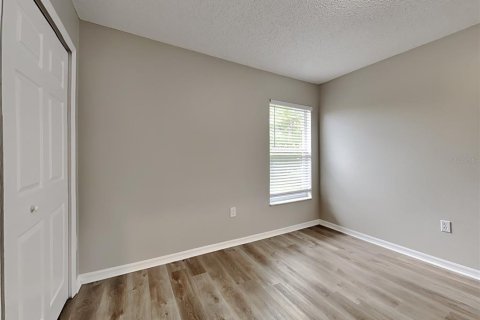 Casa en alquiler en Spring Hill, Florida, 3 dormitorios, 121.52 m2 № 1912848 - foto 9