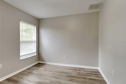 Casa en alquiler en Spring Hill, Florida, 3 dormitorios, 121.52 m2 № 1912848 - foto 10
