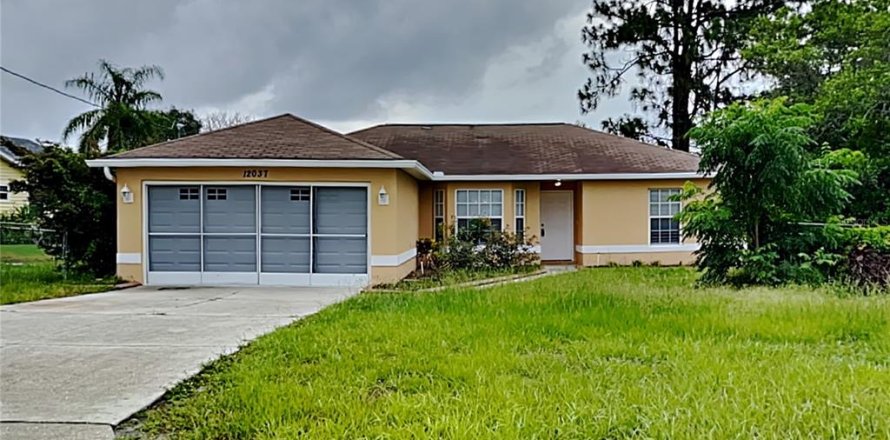 Casa en Spring Hill, Florida 3 dormitorios, 121.52 m2 № 1912848