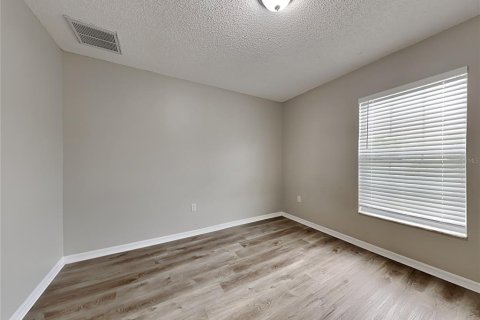 Casa en alquiler en Spring Hill, Florida, 3 dormitorios, 121.52 m2 № 1912848 - foto 12