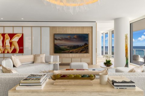 Copropriété à vendre à Surfside, Floride: 4 chambres, 399.94 m2 № 2090867 - photo 3