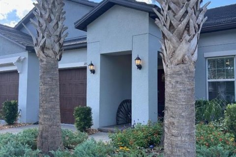 Casa en Land O' Lakes, Florida 2 dormitorios, 130.53 m2 № 2202468