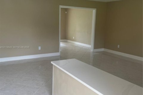 Casa en alquiler en Davie, Florida, 3 dormitorios, 177.26 m2 № 2435292 - foto 5