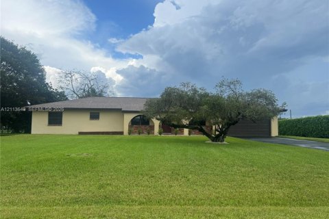 Casa en alquiler en Davie, Florida, 3 dormitorios, 177.26 m2 № 2435292 - foto 4