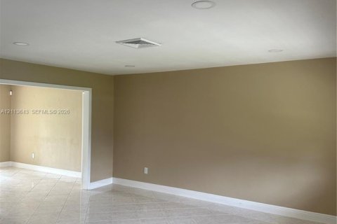 Casa en alquiler en Davie, Florida, 3 dormitorios, 177.26 m2 № 2435292 - foto 7
