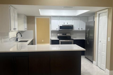 Casa en alquiler en Davie, Florida, 3 dormitorios, 177.26 m2 № 2435292 - foto 10
