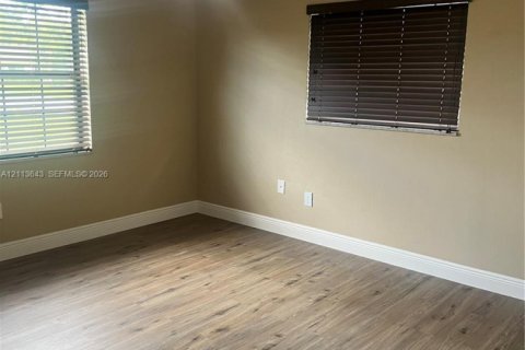 Casa en alquiler en Davie, Florida, 3 dormitorios, 177.26 m2 № 2435292 - foto 28