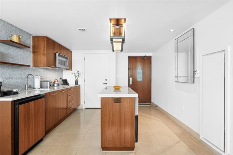 Condominio en venta en Miami Beach, Florida, 1 dormitorio, 61.5 m2 № 1874952 - foto 7