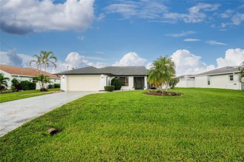 Casa en Rotonda, Florida 3 dormitorios, 160.91 m2 № 2125553