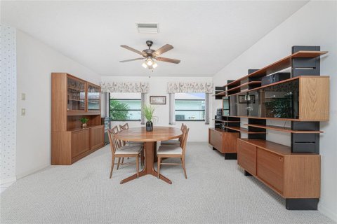Villa ou maison à vendre à Rotonda, Floride: 3 chambres, 160.91 m2 № 2125553 - photo 16