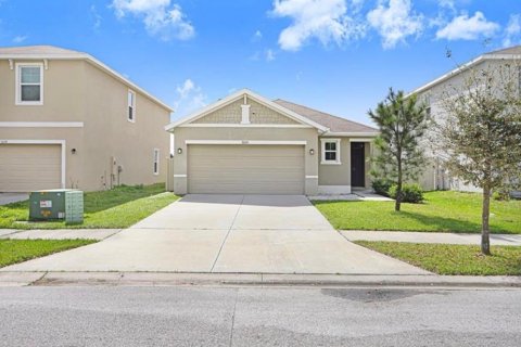 House in Wesley Chapel, Florida 3 bedrooms, 140.84 sq.m. № 2201888 - photo 22