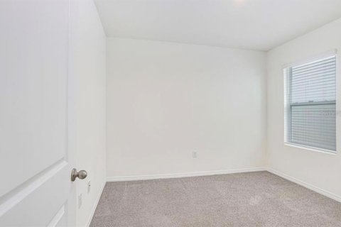 House in Wesley Chapel, Florida 3 bedrooms, 140.84 sq.m. № 2201888 - photo 10