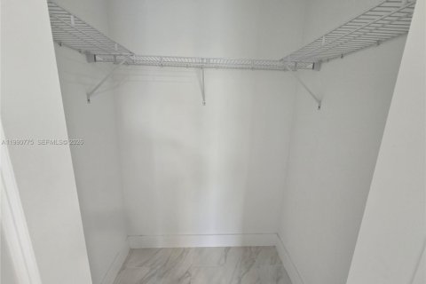 Casa en alquiler en Lehigh Acres, Florida, 3 dormitorios, 145.11 m2 № 2057993 - foto 21