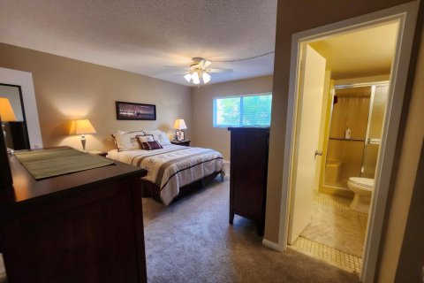 Condo in Boynton Beach, Florida, 2 bedrooms № 2146678 - photo 10