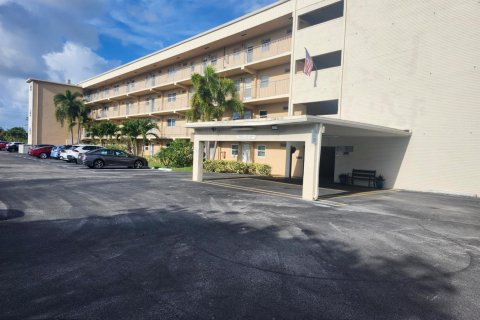 Condo in Boynton Beach, Florida, 2 bedrooms № 2146678 - photo 21