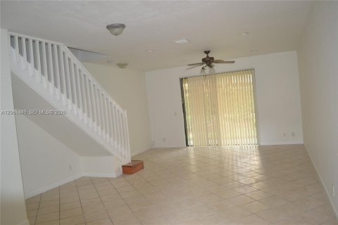 Touwnhouse à louer à Weston, Floride: 3 chambres, 149.11 m2 № 2288784 - photo 3