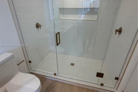 Copropriété à louer à Miami, Floride: 1 chambre № 2184432 - photo 18