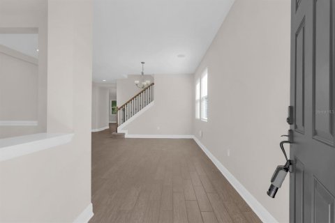 House in Winter Park, Florida 5 bedrooms, 324.79 sq.m. № 2420001 - photo 5