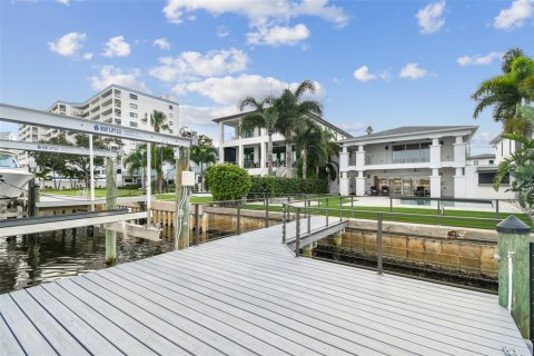 Casa en alquiler en Tampa, Florida, 4 dormitorios, 314.01 m2 № 1919667 - foto 6