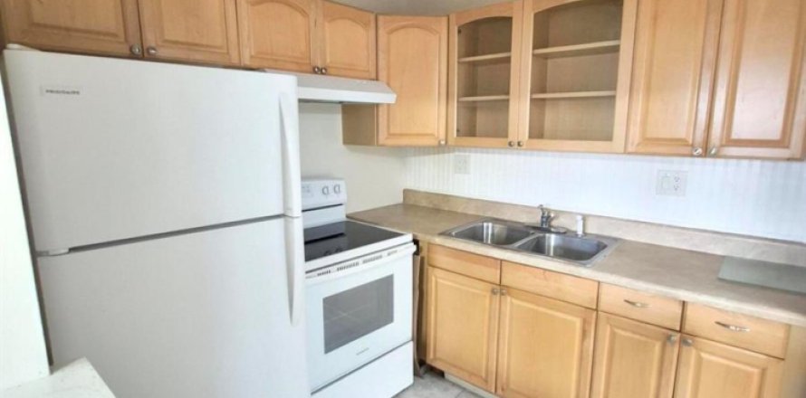 Studio à Condo à West Palm Beach, Floride  № 2439309