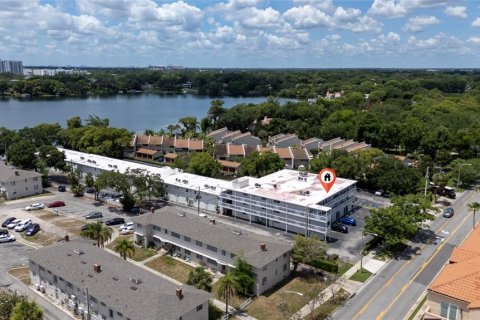 Copropriété à vendre à Orlando, Floride: 2 chambres, 103.21 m2 № 2148505 - photo 4