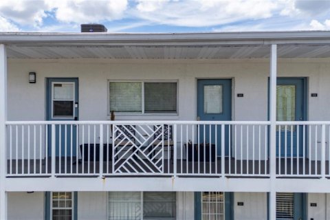 Copropriété à vendre à Orlando, Floride: 2 chambres, 103.21 m2 № 2148505 - photo 11