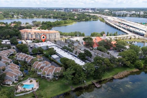 Copropriété à vendre à Orlando, Floride: 2 chambres, 103.21 m2 № 2148505 - photo 8