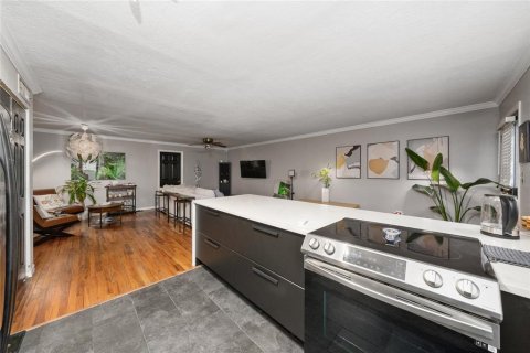 Copropriété à vendre à Orlando, Floride: 2 chambres, 103.21 m2 № 2148505 - photo 13