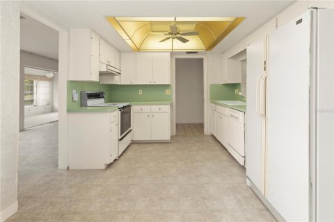 Condo in Bradenton, Florida, 2 bedrooms  № 2239645 - photo 22