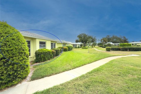 Condo in Bradenton, Florida, 2 bedrooms  № 2239645 - photo 16