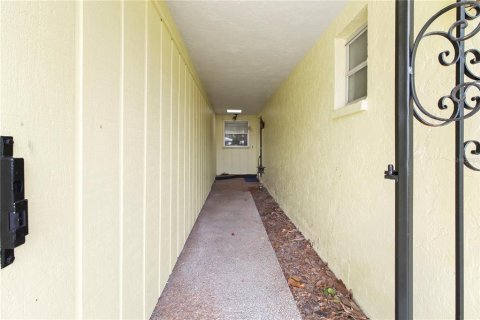 Condo in Bradenton, Florida, 2 bedrooms  № 2239645 - photo 21