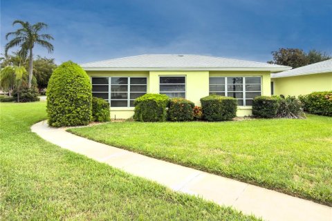 Condo in Bradenton, Florida, 2 bedrooms  № 2239645 - photo 17