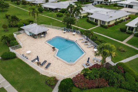 Condo in Bradenton, Florida, 2 bedrooms  № 2239645 - photo 10