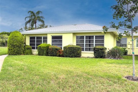 Condo in Bradenton, Florida, 2 bedrooms  № 2239645 - photo 19